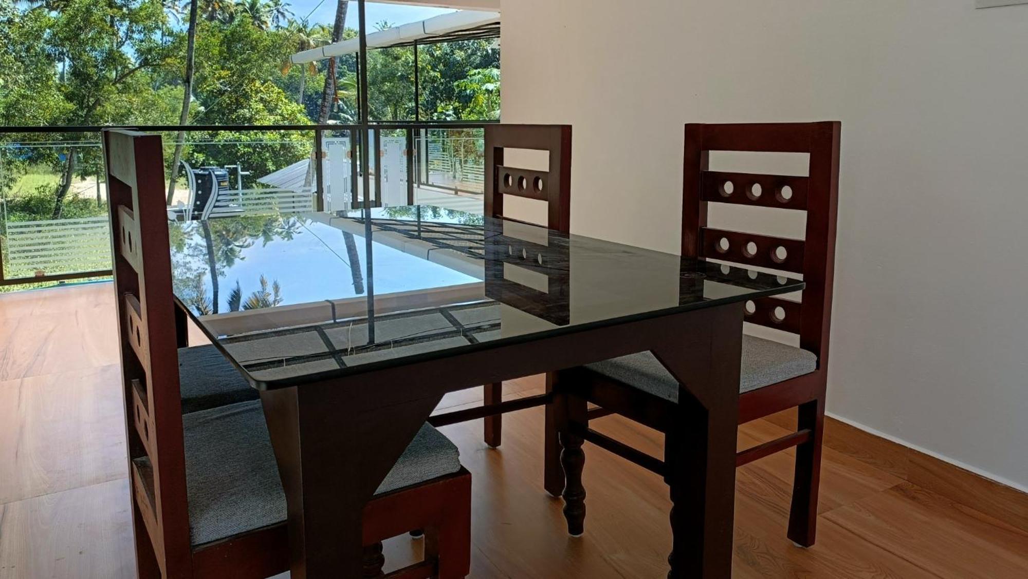 Koshy'S Beach Front Homestay 马拉利库兰 外观 照片
