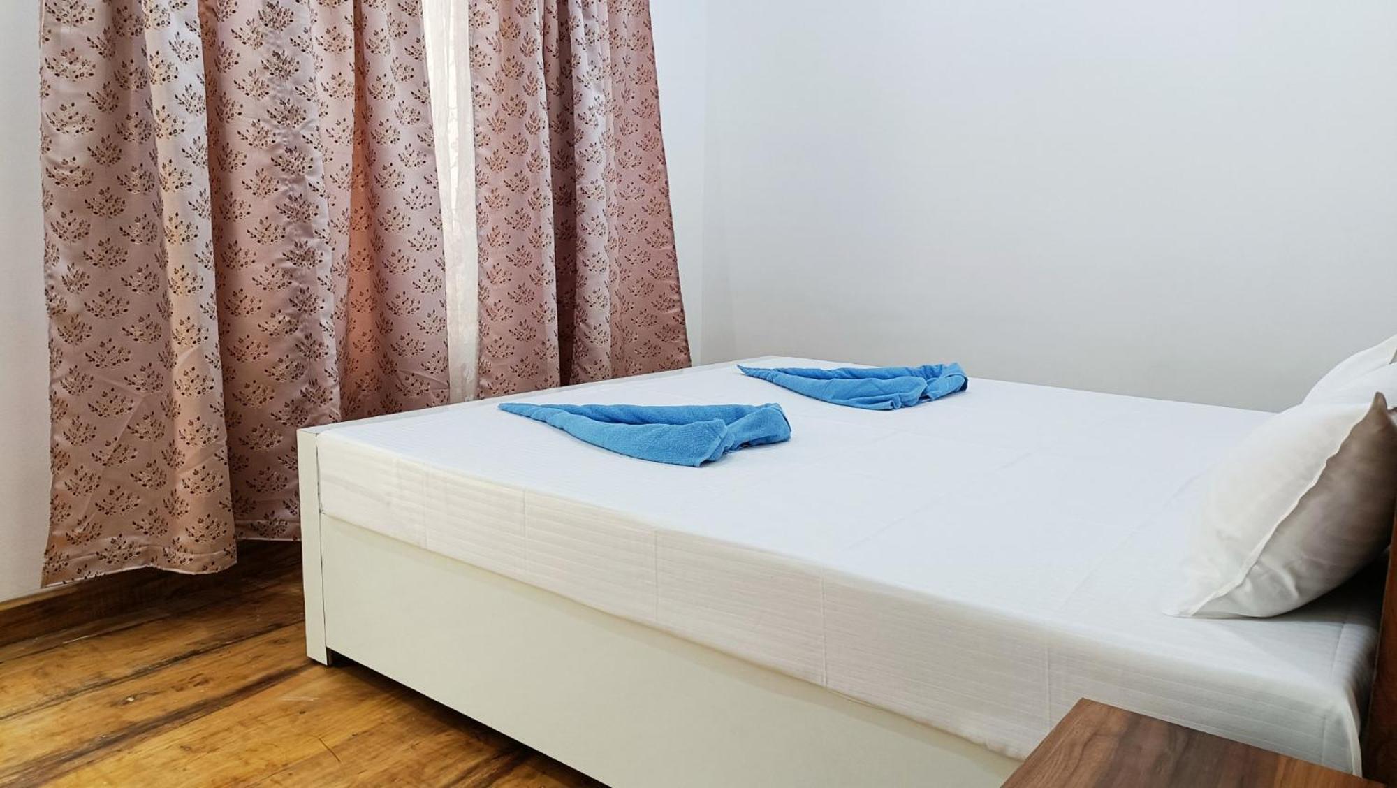 Koshy'S Beach Front Homestay 马拉利库兰 外观 照片